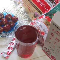 魅惑のルビーカラーの飲み物♡イヌリンモニター♡ベリー類って美容・健康に良い♪