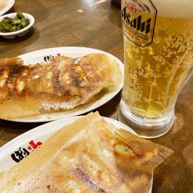ラーメン屋の餃子で飲む