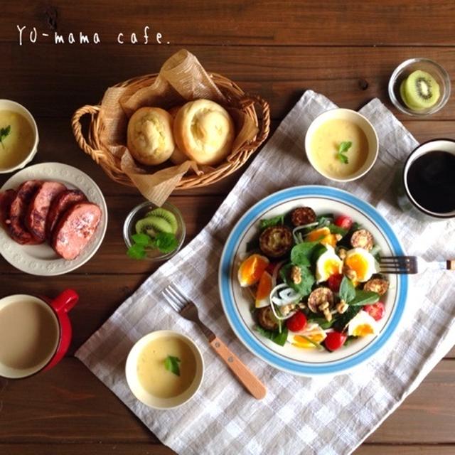 誕生日の朝〜朝食＊ズッキーニとほうれん草のクルミサラダ＊スイートポテトロール＊つぶつぶコーン＊