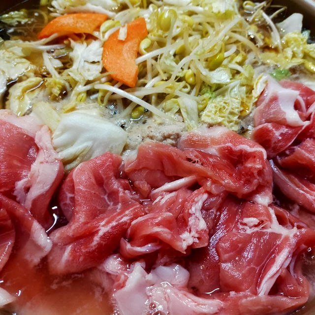 いちばんかんたんな鍋で決まり＼(^o^)／