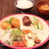 昼カフェ☆鶏の甘辛タルタルソースランチ（魚河岸あげの麺つゆあんレシピ）