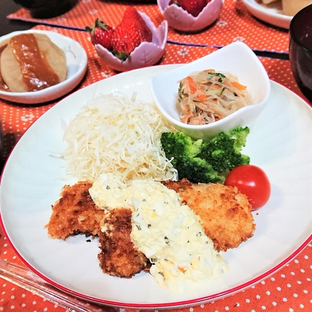 【おうちごはん】淡白なお魚を美味しく！【鱈フライのタルタルソースがけde夕食】。と、今日完成！