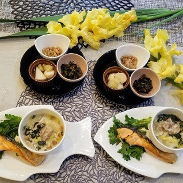 冬野菜、白菜・大根の主張。　メインはあくまで焼き鮭です。