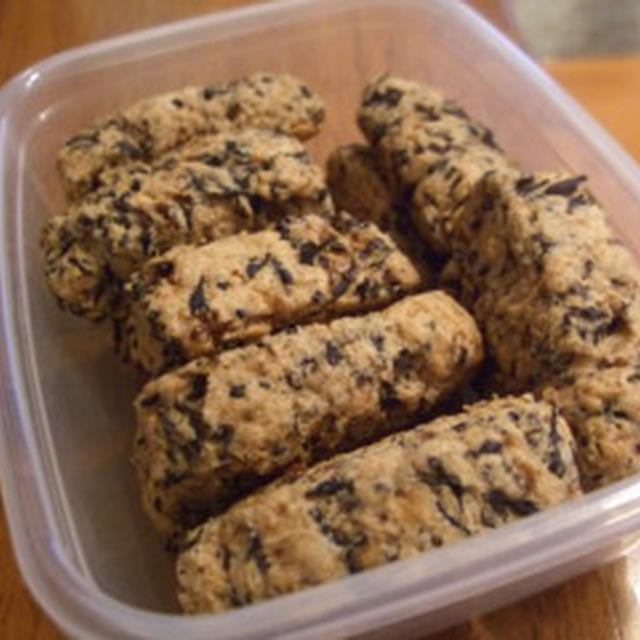 ひじきと黒ごまのクッキー