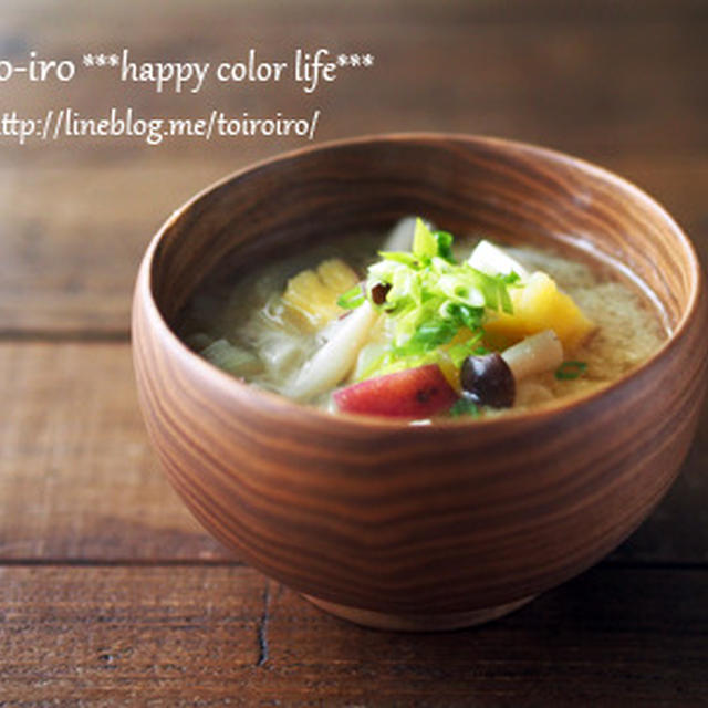 レンジふかし芋で時短調理★サツマイモとしめじのお味噌汁