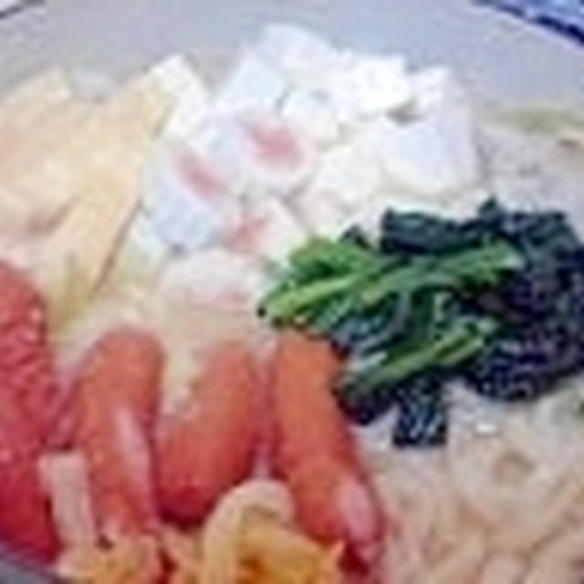 鶏やさい味噌で簡単に！何でも入れちゃえ美味しい鍋♪