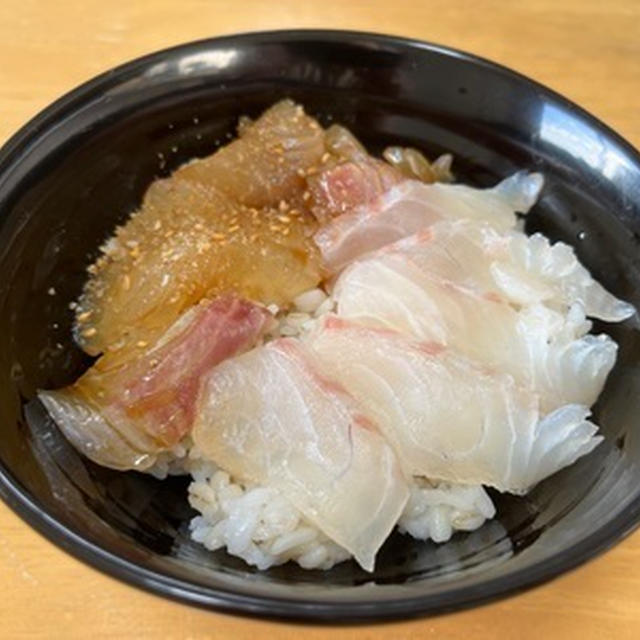 鯛の漬け丼と鯛茶漬け