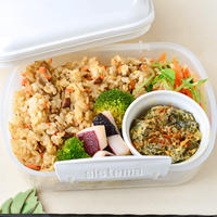 蛸とブロッコリーのペペロン炒め＆五目炊き込みごはん　晩ごはんの残りで作るお弁当　３月１３日　木曜日　