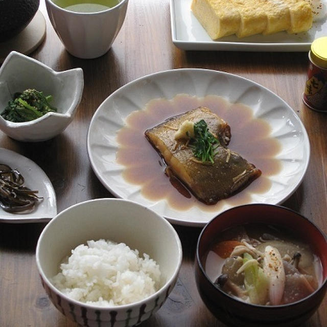 ストウブで♪ カレイの煮つけ定食