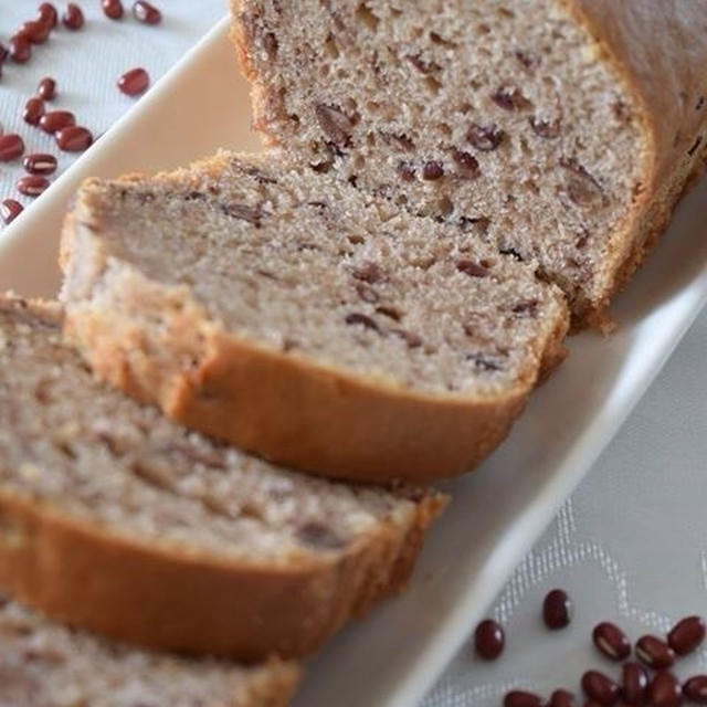 ホットケーキミックスで作る小豆のパウンドケーキ