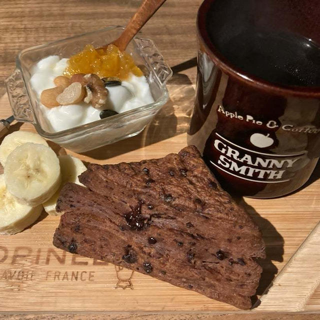 紀伊國屋のメロンパンとチョコスコーン♪