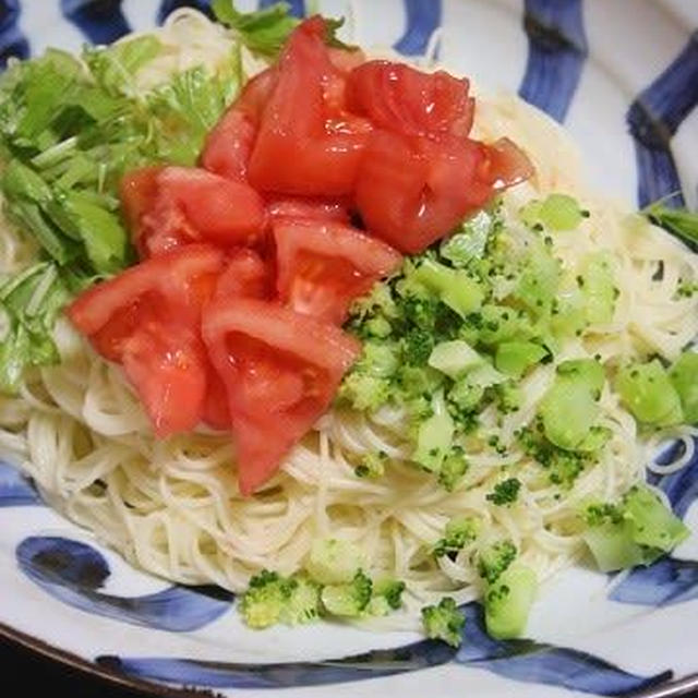 7月15日　　トマトと水菜の冷たい パスタ