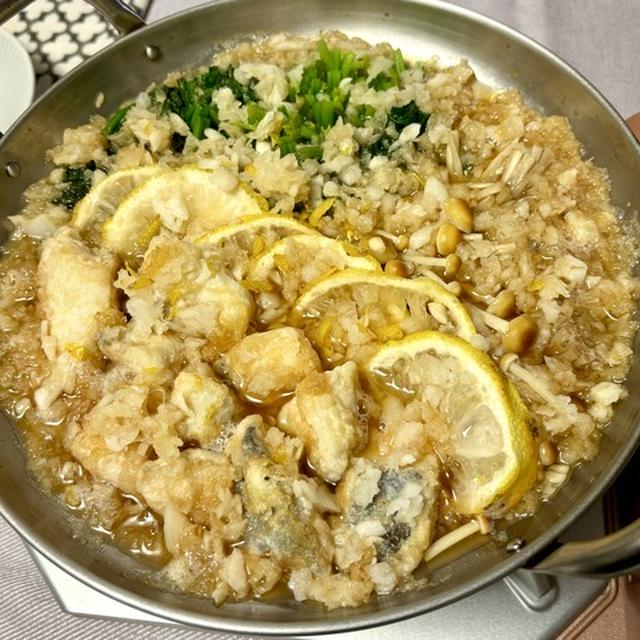 揚げタラのゆずみぞれ鍋。余った卵白を使ってあげたタラはふんわり、たんぱく質と食物繊維たっぷりでヘルシーお鍋。