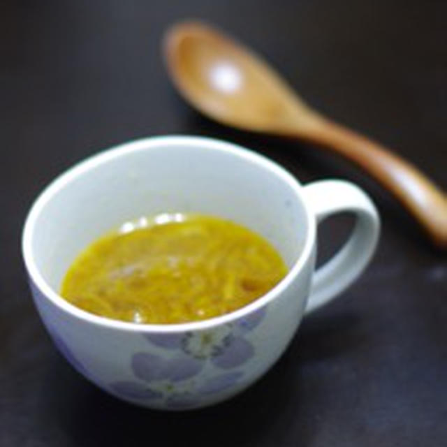 オリーブオイルで煮込む！？オニオンスープ