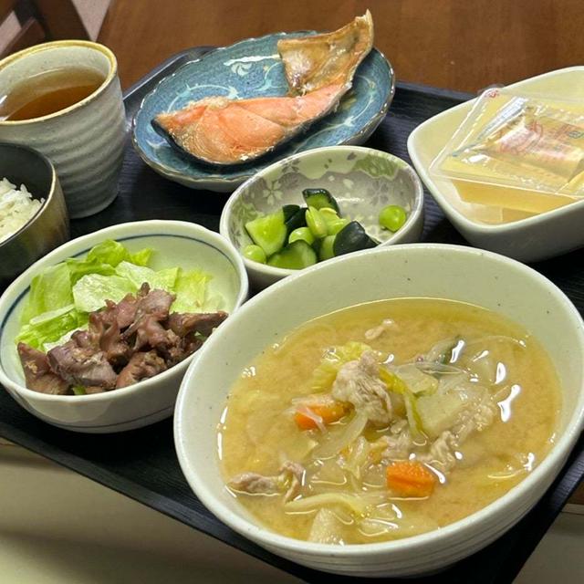 6.16☆【ウチの夜ごはん】焼き魚と豚汁とか❣️ﾃﾞｽ。