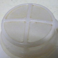 冷茶ポットの蓋をキュキュット CLEAR泡スプレーで(^_-)-☆