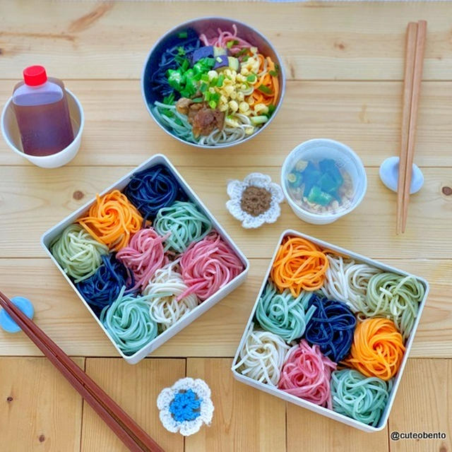 お土産にもおすすめ！台湾のカラフル６色麺