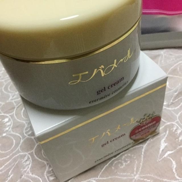 オールインワンゲルと言えばエバメール