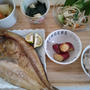 昨日の夕飯☆縞ほっけ＆厚揚げと冬瓜の煮物はレンジで！＆アボカドとサバ缶のガーリックサラダ