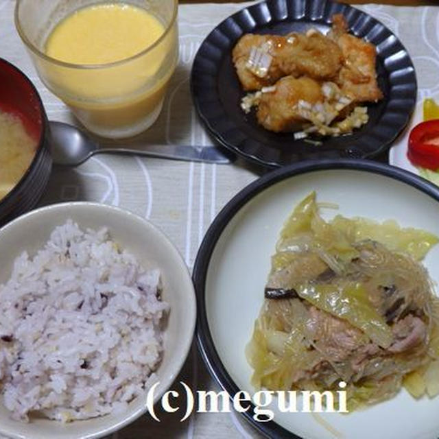 春雨煮込と鶏むね肉竜田揚げの夕食