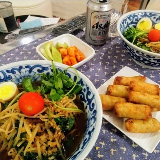 ラーメンどんぶりを探しにふらり ～ 豚骨スープで醤油ラーメン