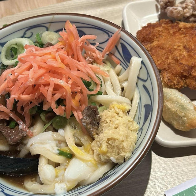 熱気いっぱいのO2 コンサートとロンドン丸亀製麺で牛玉うどん