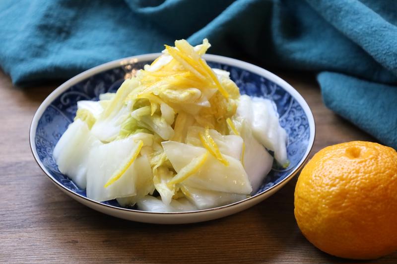 大量消費に！やみつきゆず白菜の漬物の超簡単作り方。作り置き常備菜に最高！