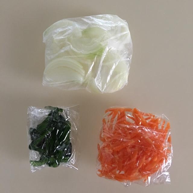 お弁当作りの早ワザ【ちょこっと余った野菜のフル活用】