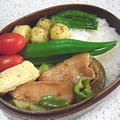 回鍋肉弁当。やめてほしいあんこの寝床