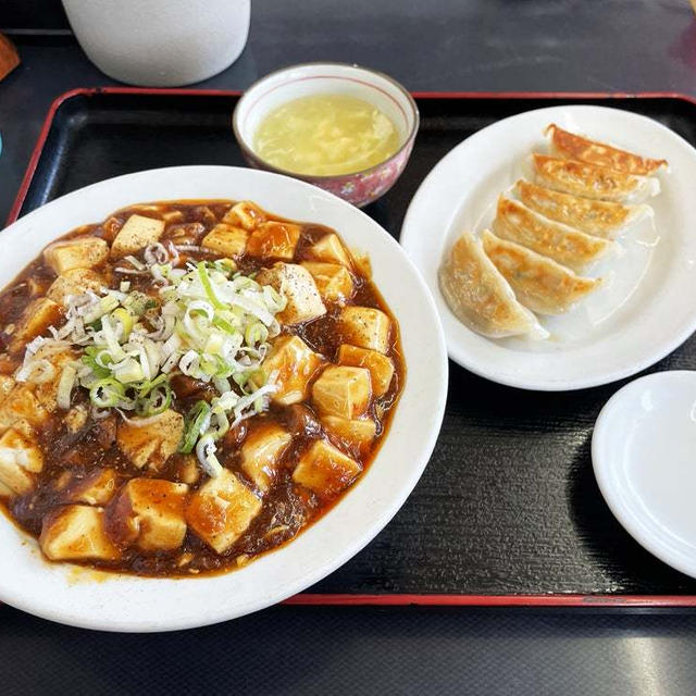 麻婆飯と餃子スープセット 〜近所の台湾料理屋さん〜