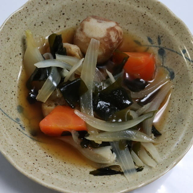 野菜とわかめの煮物★★★