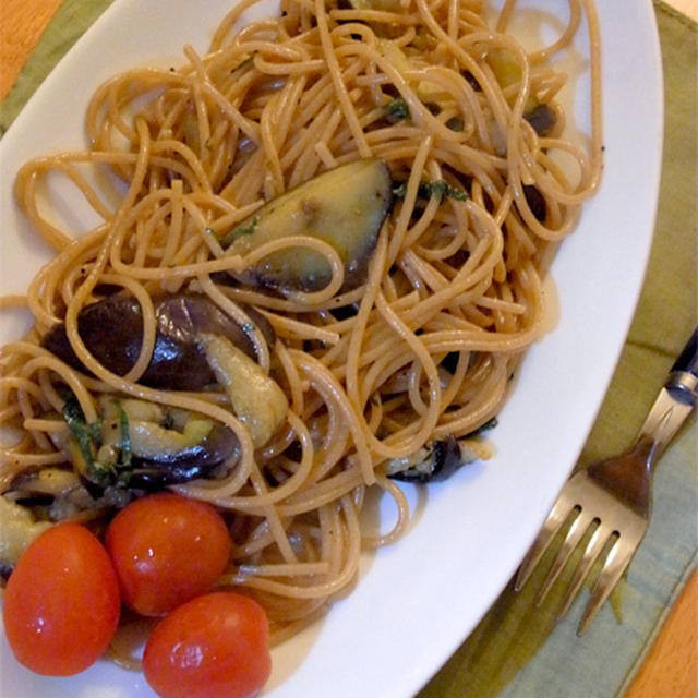 なすとしその全粒粉パスタ
