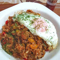 【チリパウダーで☆メキシカン風炒飯】