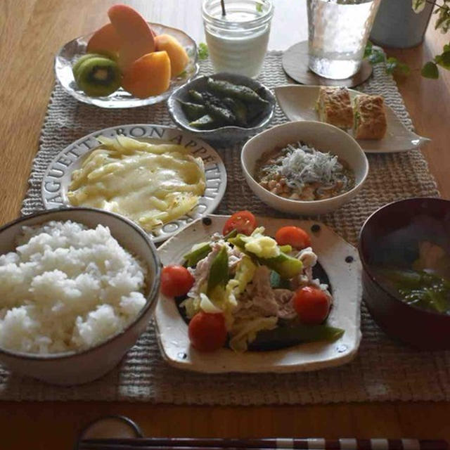 朝ごはんと練習前後のご飯…ごくせん漬け。