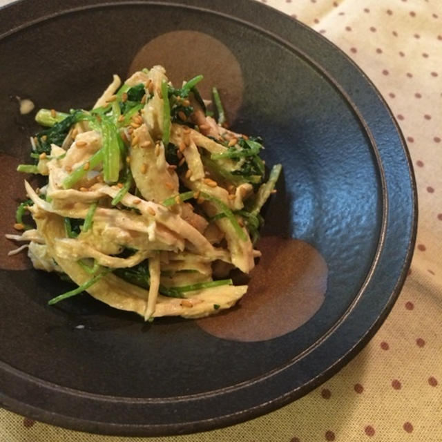 蒸し鶏と三つ葉の辛子マヨ和え