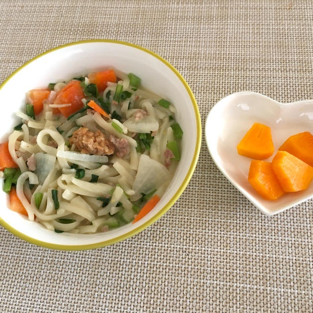 【離乳食完了機】お子様ランチ♡豚挽肉と野菜の煮込みうどん