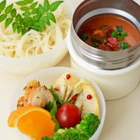 ５月２２日　木曜日　トマト豆乳そうめん＆ベビー帆立のハーブソテー