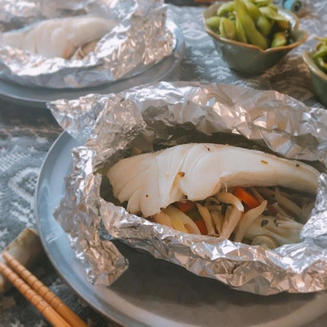 フライパンで簡単 タラと野菜のホイル焼き By Mari さん レシピブログ 料理ブログのレシピ満載