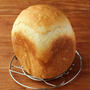 ホームベーカリーで焼いたパンにできる底穴を小さくする方法とは