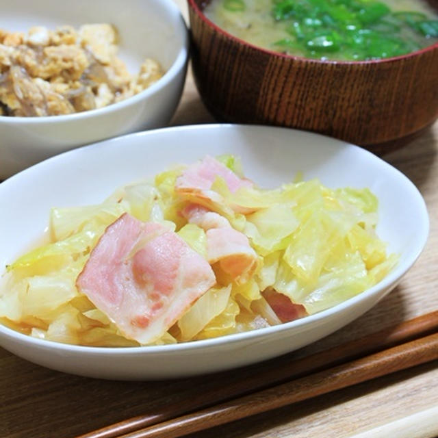 生醤油で簡単♪春キャベツとベーコンのあっさり煮☆スマホを断捨離できれば・・・