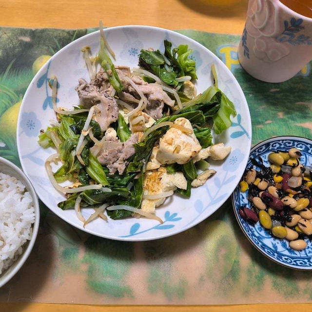豚肉と豆腐のチャンプルー