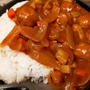 仕事終わりにおつかれ、カレーライス(*´艸｀*)久しぶりに映画を家で(^^)