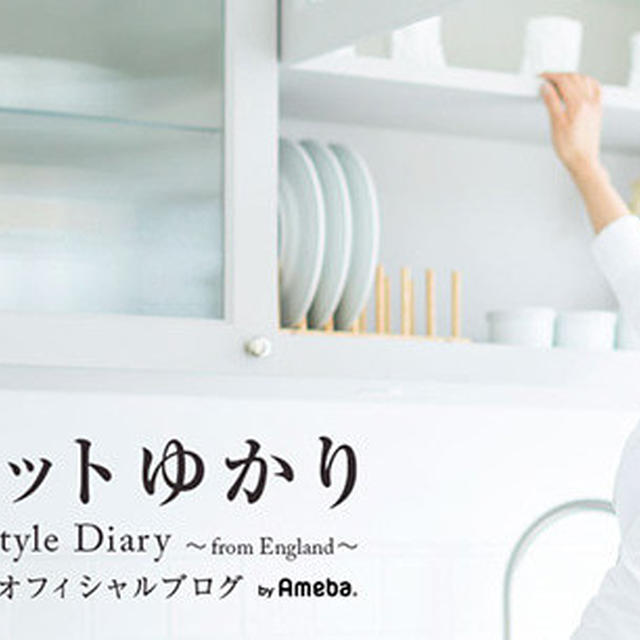 特徴をよく捉えてるけど似ているかといえば微妙なイラストロイヤルカップルたちのカードをヒース...