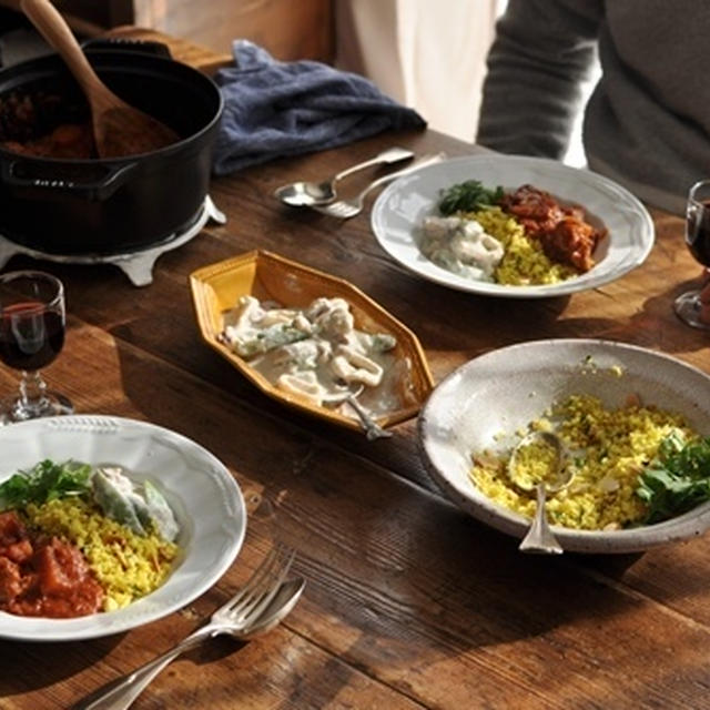 休日ブランチ◆豚肉と赤カブのトマト煮込み　プロヴァンス風、イカの酒粕ブルーソース、スパイスのクスクス