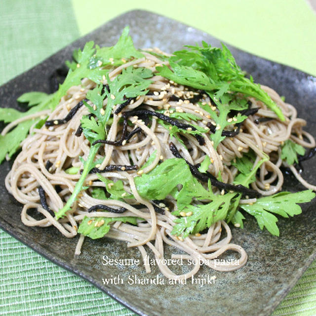 レシピ掲載ありがとうございます！和風でサッパリ・ヘルシー♪春菊とひじきのゴマ風味蕎麦パスタ