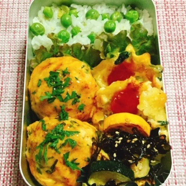 茄子イン豆腐ハンバーグ・キッシュ弁当・お弁当のリメイク・お客様の９分割弁当