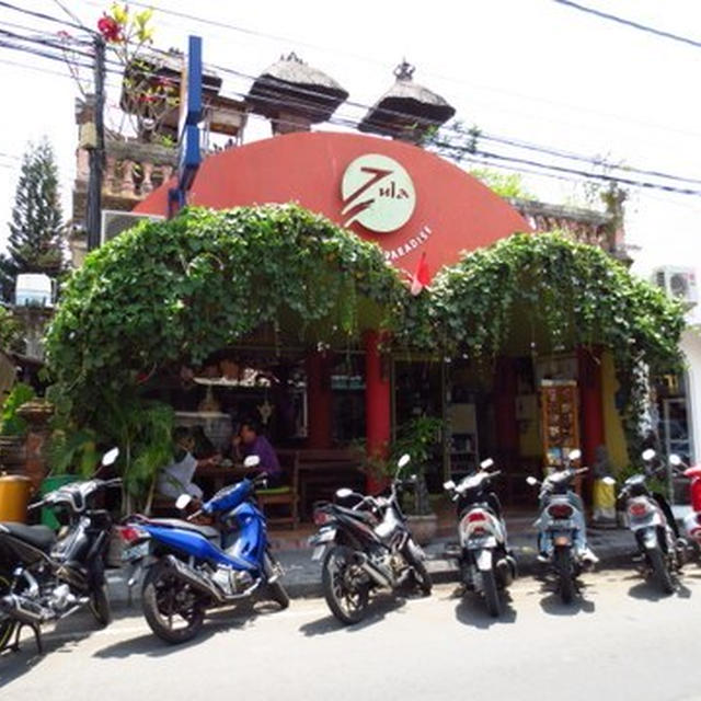 バリのオーガニックカフェ「ZULA  Vegetarian Paradise」（ズーラ）@インドネシア