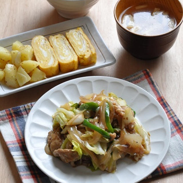 節約食材大集合♪手軽で簡単！野菜炒めがメインの節約献立