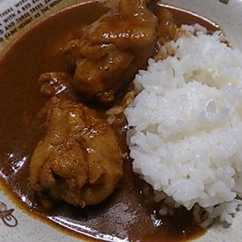 鶏の手羽元入りインドカレー作りましたあ☆神戸の肉まん。。
