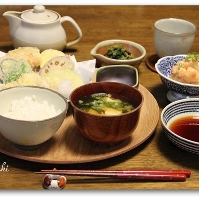ひとりご飯　しっかりと天ぷら定食で♪